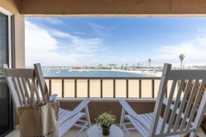 Bay View Buyout A by AvantStay Mission Beach Home on the Sand Sleeps 20